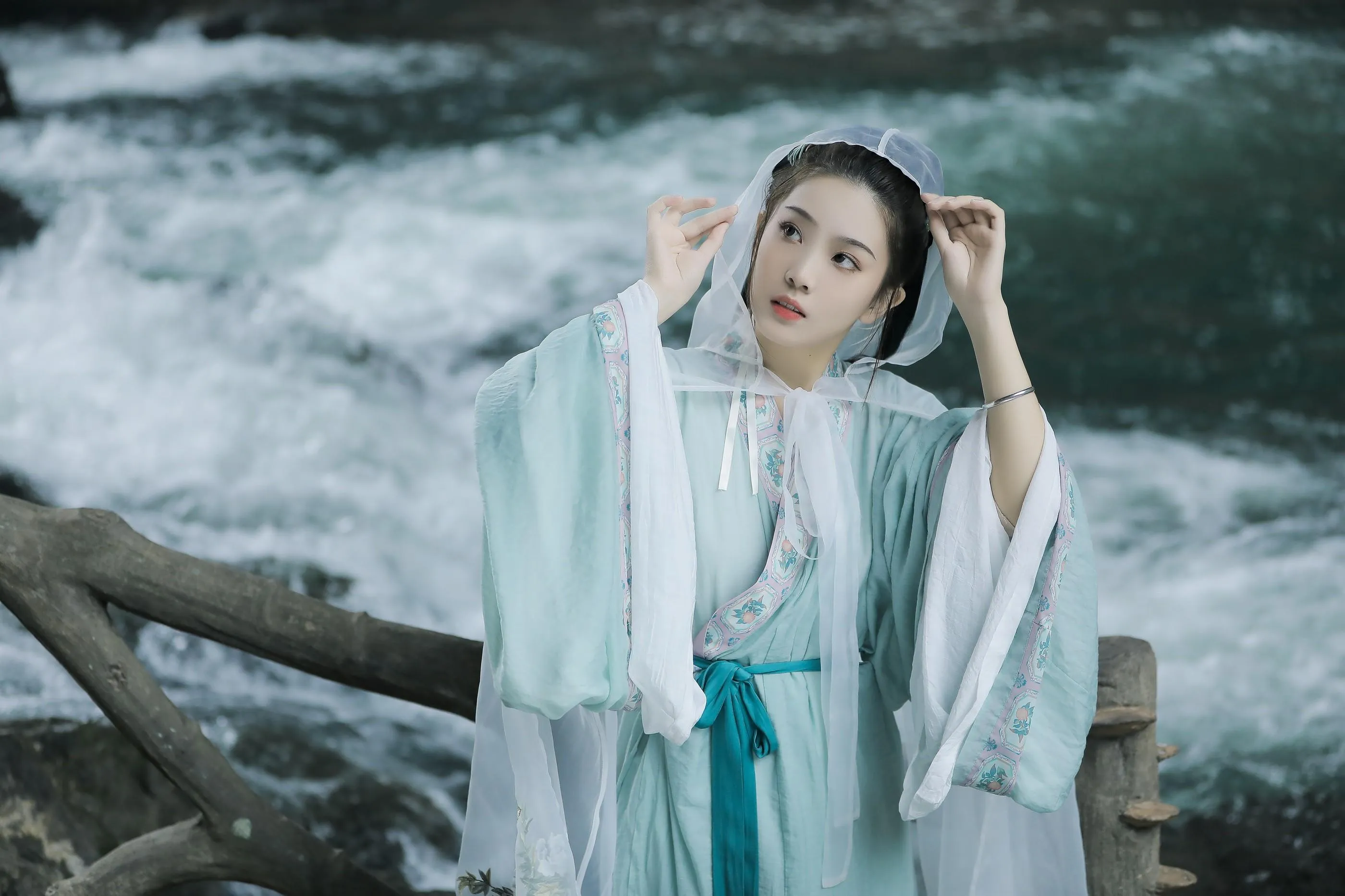 [艺图语] 2022.05.27 浮生若梦 芝芝琪 [23P]插图1